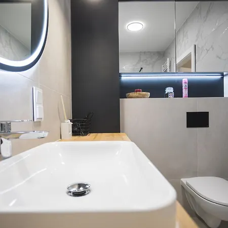 Komfort W Centrum Parking Διαμέρισμα