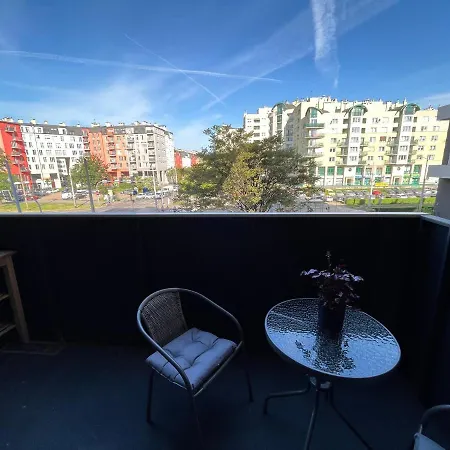 Komfort W Centrum Parking Appartamento