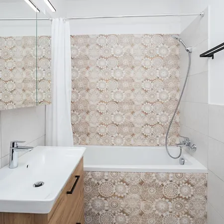 Appartamento Komfort W Centrum Parking *