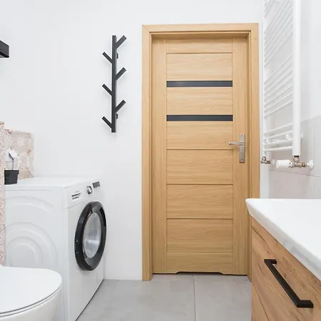 Komfort W Centrum Parking Apartment *