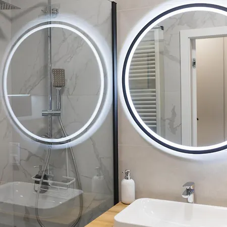 Appartamento Komfort W Centrum Parking