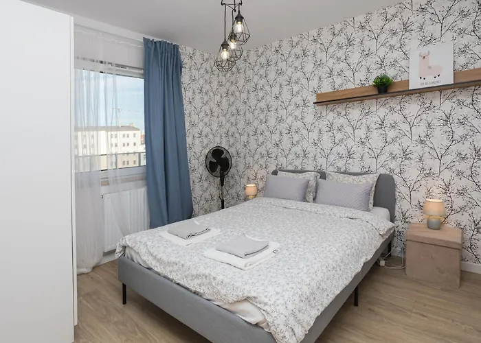 Komfort W Centrum Parking דירה *